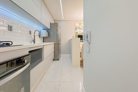 Apartamento à venda com 55m², 2 quartos e 1 vaga Apartamento à venda com 55m², 2 quartos e 1 vagaCozinha