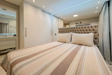 Apartamento à venda com 55m², 2 quartos e 1 vaga Apartamento à venda com 55m², 2 quartos e 1 vagaSuíte