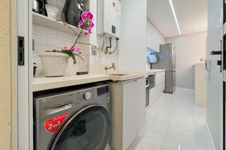 Apartamento à venda com 55m², 2 quartos e 1 vaga Apartamento à venda com 55m², 2 quartos e 1 vagaÁrea de Serviço