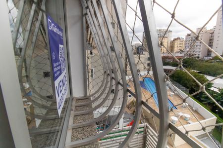Apartamento à venda com 85m², 3 quartos e 1 vaga Apartamento à venda com 85m², 3 quartos e 1 vagaPlaquinha