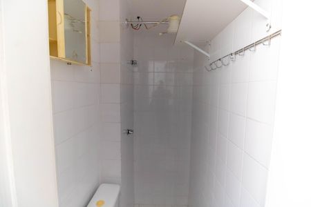 Apartamento à venda com 85m², 3 quartos e 1 vaga Apartamento à venda com 85m², 3 quartos e 1 vagaBanheiro de serviço
