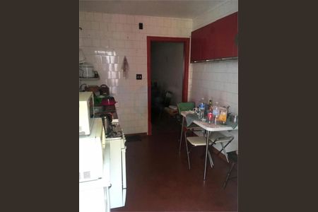 Casa à venda com 100m², 2 quartos e 2 vagas