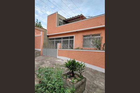 Casa à venda com 90m², 4 quartos e 3 vagas
