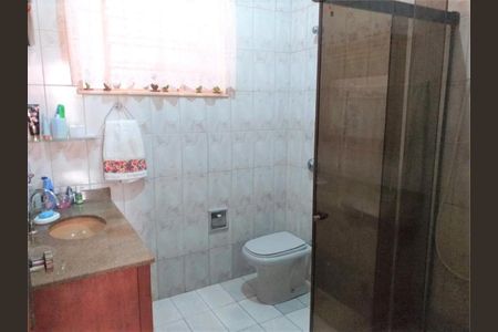 Casa à venda com 90m², 4 quartos e 3 vagas