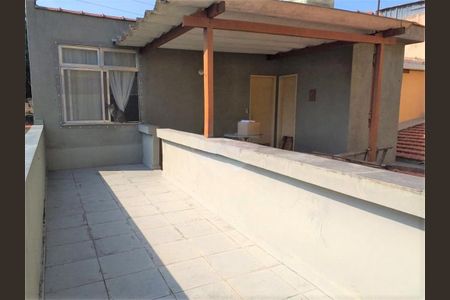 Casa à venda com 90m², 4 quartos e 3 vagas