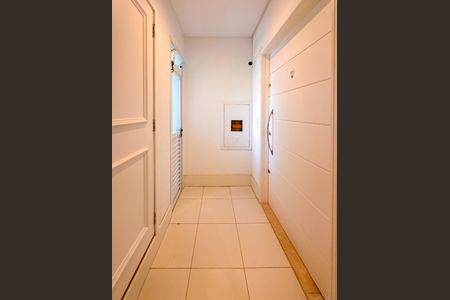 Apartamento para alugar com 250m², 4 quartos e 2 vagasHall social