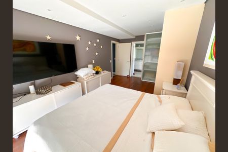 Apartamento para alugar com 250m², 4 quartos e 2 vagasSuíte