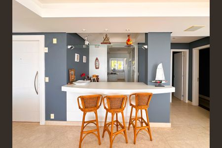 Apartamento para alugar com 250m², 4 quartos e 2 vagasVaranda 