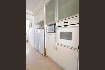 Apartamento para alugar com 250m², 4 quartos e 2 vagasCozinha