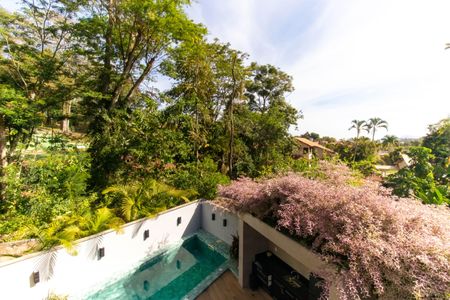 Casa de condomínio à venda com 400m², 5 quartos e 2 vagas Casa de condomínio à venda com 400m², 5 quartos e 2 vagasVista da Suíte 4