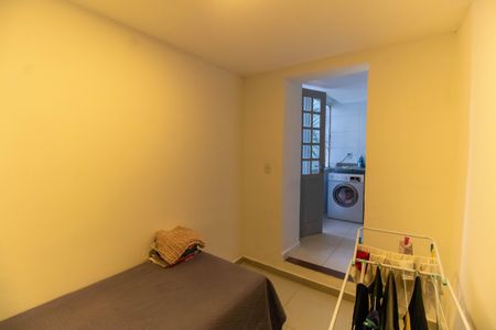 Casa de condomínio à venda com 400m², 5 quartos e 2 vagas Casa de condomínio à venda com 400m², 5 quartos e 2 vagasQuarto de Serviço