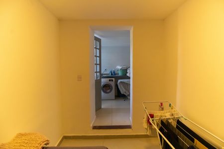 Casa de condomínio à venda com 400m², 5 quartos e 2 vagas Casa de condomínio à venda com 400m², 5 quartos e 2 vagasQuarto de Serviço