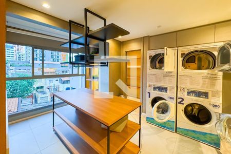 Apartamento à venda com 37m², 1 quarto e sem vaga Apartamento à venda com 37m², 1 quarto e sem vagaLavanderia
