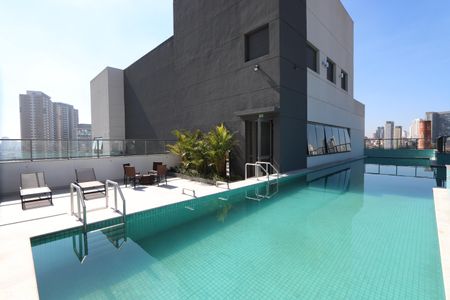 Studio à venda com 23m², 1 quarto e sem vagaÁrea comum - Piscina