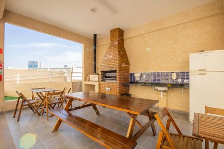 Apartamento para alugar com 44m², 2 quartos e 1 vaga Apartamento para alugar com 44m², 2 quartos e 1 vagaÁrea comum - Churrasqueira