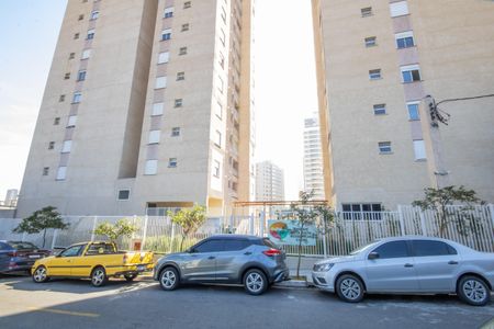 Apartamento para alugar com 44m², 2 quartos e 1 vaga Apartamento para alugar com 44m², 2 quartos e 1 vagaFachada