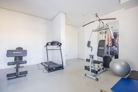 Apartamento para alugar com 44m², 2 quartos e 1 vaga Apartamento para alugar com 44m², 2 quartos e 1 vagaÁrea comum - Academia