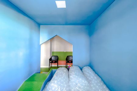 Apartamento à venda com 34m², 2 quartos e sem vagaÁrea comum