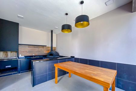 Apartamento à venda com 34m², 2 quartos e sem vagaÁrea comum - Churrasqueira