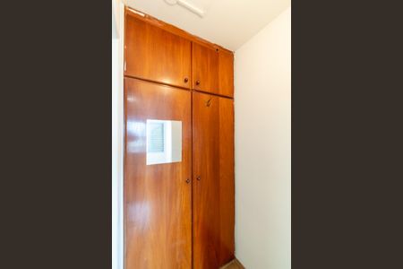 Apartamento à venda com 53m², 2 quartos e 1 vaga Apartamento à venda com 53m², 2 quartos e 1 vagaCloset da Suíte