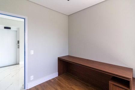 Apartamento para alugar com 168m², 3 quartos e 2 vagas Apartamento para alugar com 168m², 3 quartos e 2 vagasEscritório