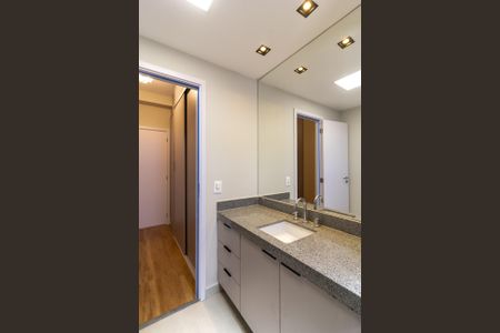 Apartamento para alugar com 168m², 3 quartos e 2 vagas Apartamento para alugar com 168m², 3 quartos e 2 vagasBanheiro da Suíte 1