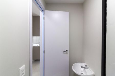 Apartamento para alugar com 168m², 3 quartos e 2 vagas Apartamento para alugar com 168m², 3 quartos e 2 vagasBanheiro de Serviço