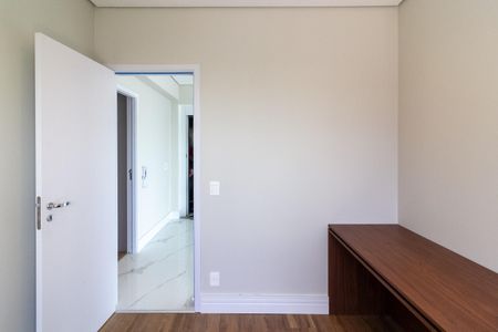 Apartamento para alugar com 168m², 3 quartos e 2 vagas Apartamento para alugar com 168m², 3 quartos e 2 vagasEscritório