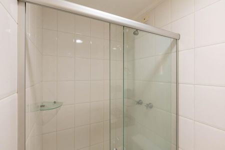 Apartamento à venda com 57m², 2 quartos e 1 vaga Apartamento à venda com 57m², 2 quartos e 1 vagaBanheiro 2