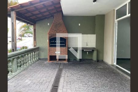 Apartamento à venda com 63m², 2 quartos e 1 vaga Apartamento à venda com 63m², 2 quartos e 1 vagaÁrea comum - Churrasqueira