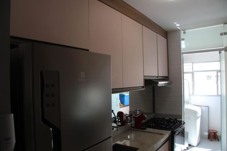 Apartamento à venda com 63m², 2 quartos e 1 vagaCozinha 