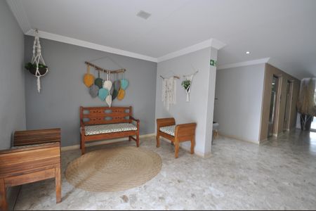 Apartamento à venda com 70m², 2 quartos e 1 vagaHall Social