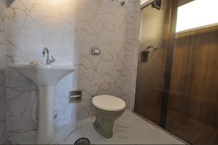 Apartamento à venda com 70m², 2 quartos e 1 vagaBanheiro Social