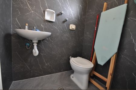 Apartamento à venda com 70m², 2 quartos e 1 vagaBanheiro de serviço