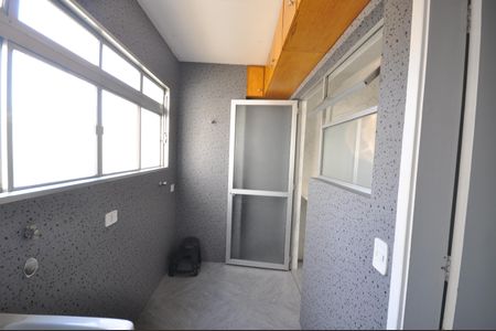 Apartamento à venda com 70m², 2 quartos e 1 vagaÁrea de serviço