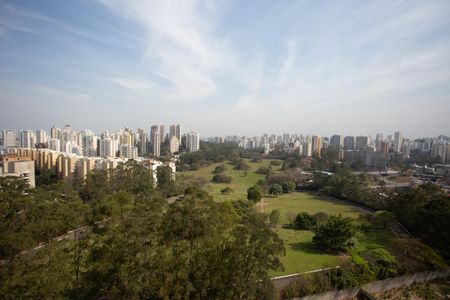 Apartamento à venda com 35m², 2 quartos e 1 vaga Apartamento à venda com 35m², 2 quartos e 1 vagaVista Quarto 2