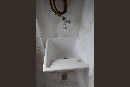 Apartamento à venda com 35m², 2 quartos e 1 vaga Apartamento à venda com 35m², 2 quartos e 1 vagaÁrea de Serviço