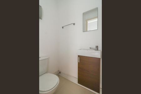 Lavabo de casa à venda com 3 quartos, 150m² em Chácara das Pedras, Porto Alegre