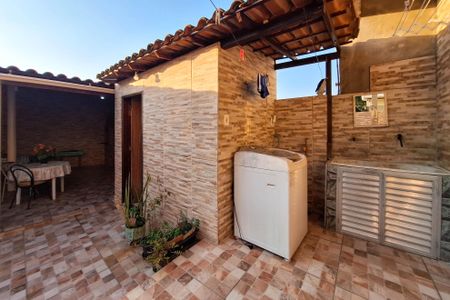 Casa à venda com 94m², 3 quartos e 1 vaga Casa à venda com 94m², 3 quartos e 1 vagaÁrea de Serviço