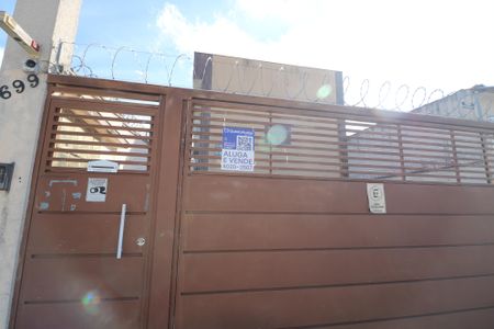 Casa de condomínio à venda com 90m², 3 quartos e 1 vagaFachada