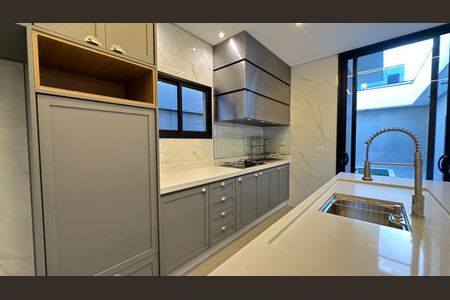 Casa de condomínio para alugar com 176m², 3 quartos e 4 vagas Casa de condomínio para alugar com 176m², 3 quartos e 4 vagasCozinha