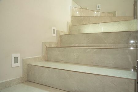 Casa à venda com 155m², 3 quartos e 2 vagasSala