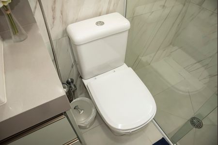 Casa à venda com 155m², 3 quartos e 2 vagasBanheiro da Suíte 1