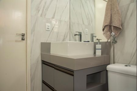 Casa à venda com 155m², 3 quartos e 2 vagasBanheiro da Suíte 2