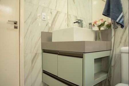 Casa à venda com 155m², 3 quartos e 2 vagasBanheiro da Suíte 1