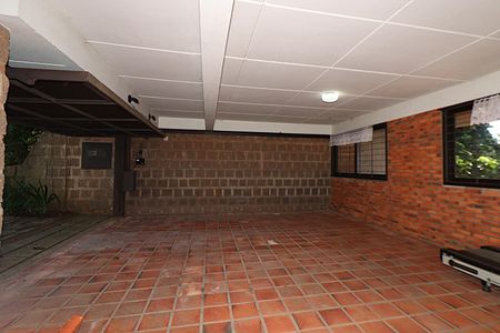 Casa para alugar com 338m², 5 quartos e 4 vagasÁrea comum