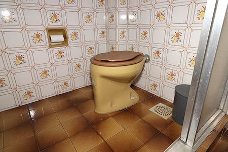 Casa para alugar com 338m², 5 quartos e 4 vagasBanheiro do Zelador