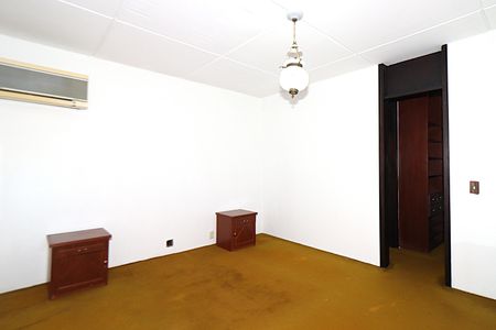 Casa para alugar com 338m², 5 quartos e 4 vagasSuíte