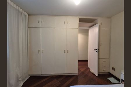 Apartamento à venda com 174m², 3 quartos e 2 vagasQuarto 1