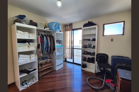 Apartamento à venda com 174m², 3 quartos e 2 vagasQuarto 2